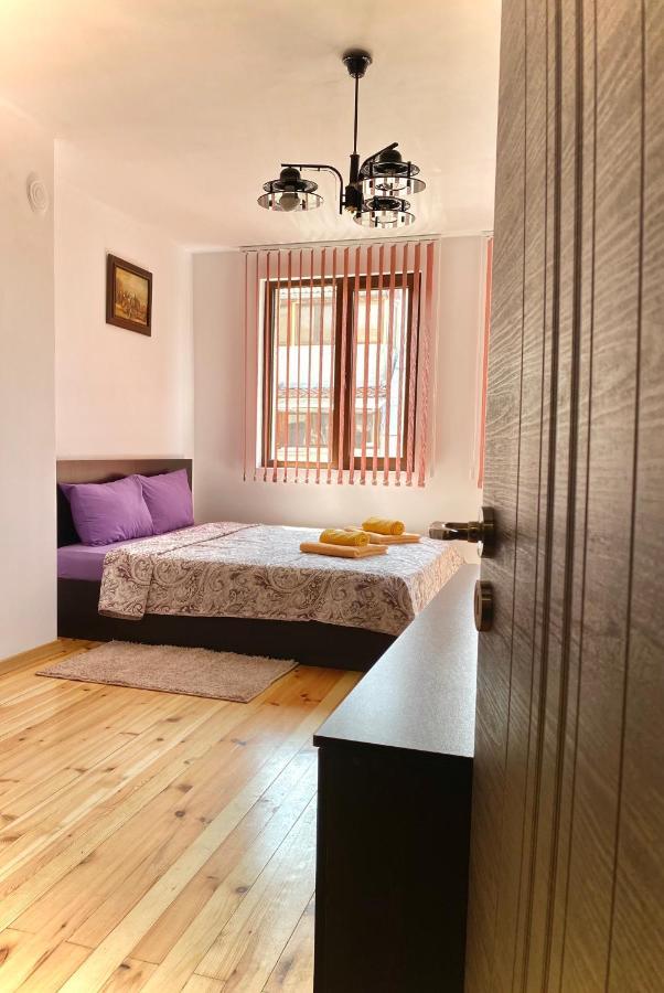 Bright Central Studio For 4 In Burgas by Eksteriør bilde